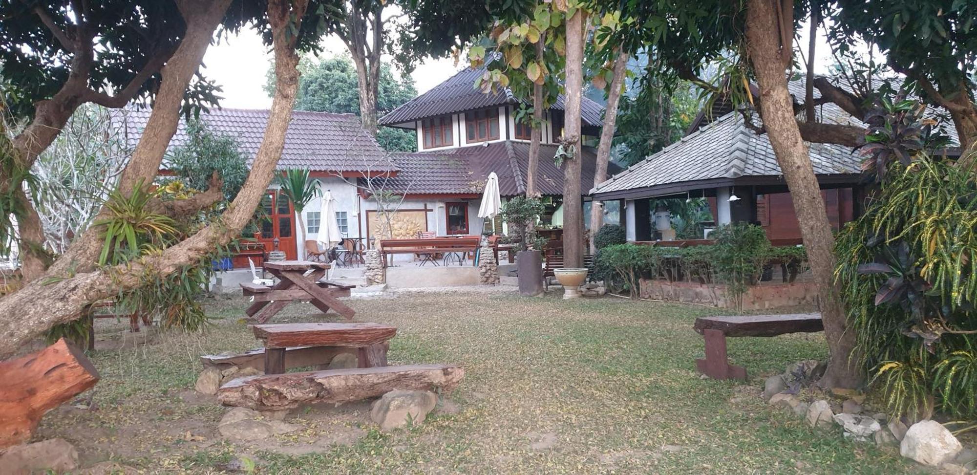 จำค่า ชาเลท์ บ้านพักสวนเกษตร Lampang Room photo